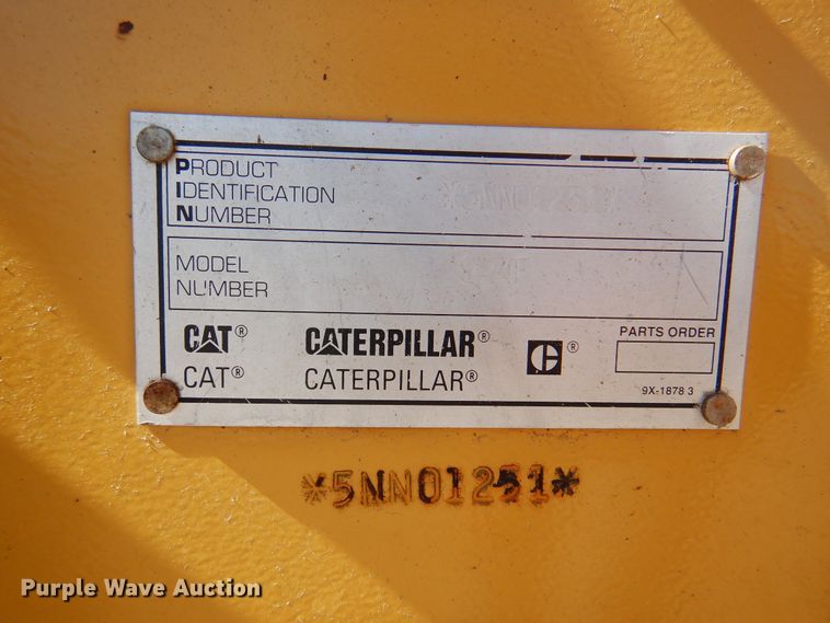 image for item DK8088 1998 Caterpillar 924F  wheel loader