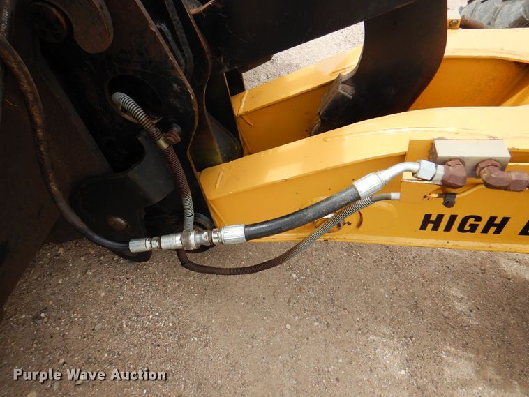 image for item DK8089 2001 Caterpillar 924G  wheel loader