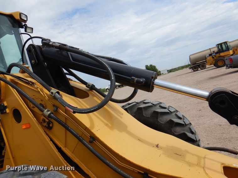 image for item DK8089 2001 Caterpillar 924G  wheel loader