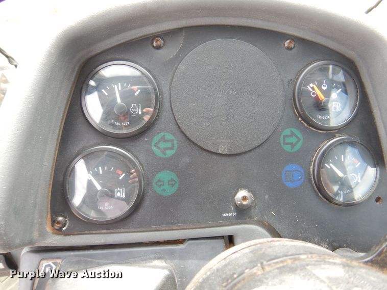 image for item DK8089 2001 Caterpillar 924G  wheel loader