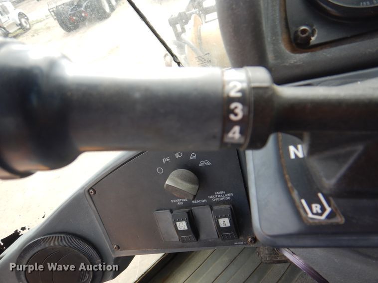 image for item DK8089 2001 Caterpillar 924G  wheel loader