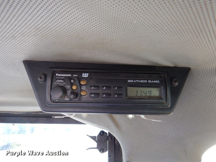 image for item DK8089 2001 Caterpillar 924G  wheel loader