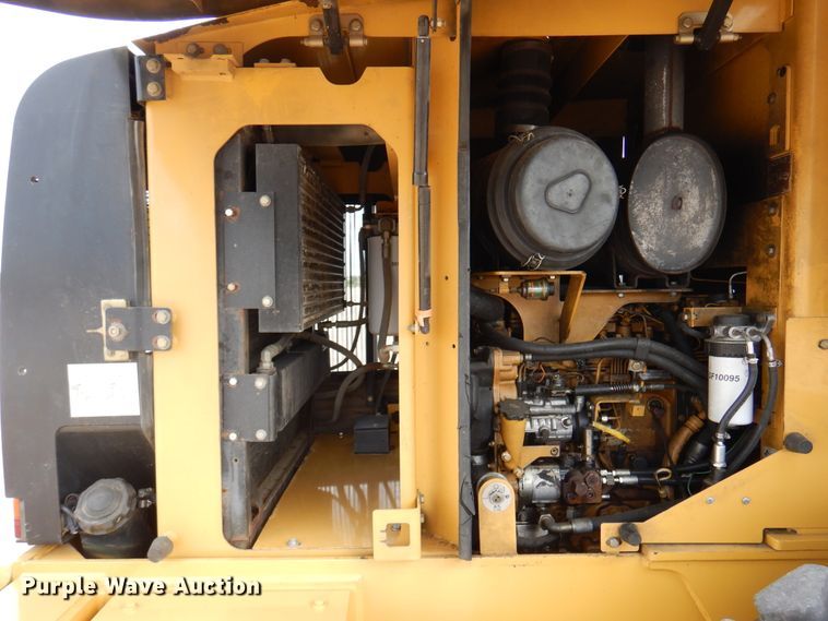 image for item DK8089 2001 Caterpillar 924G  wheel loader