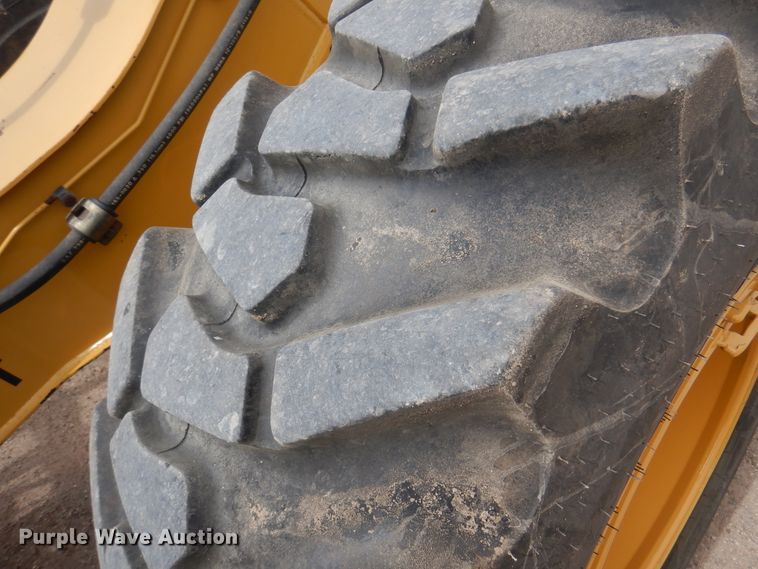 image for item DK8089 2001 Caterpillar 924G  wheel loader