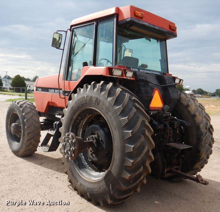 image for item DK8091 Case IH 7140  tractor