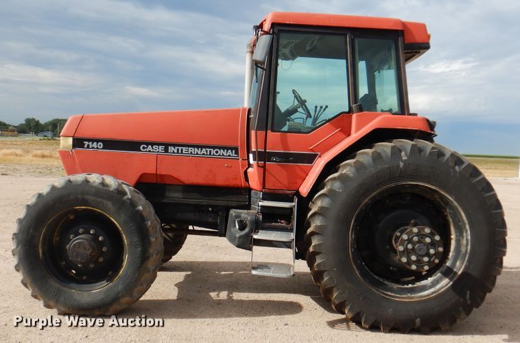 image for item DK8091 Case IH 7140  tractor