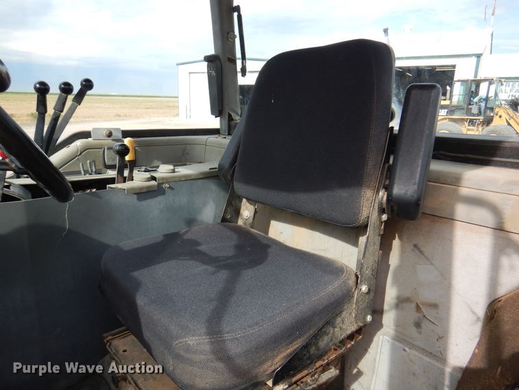 image for item DK8091 Case IH 7140  tractor