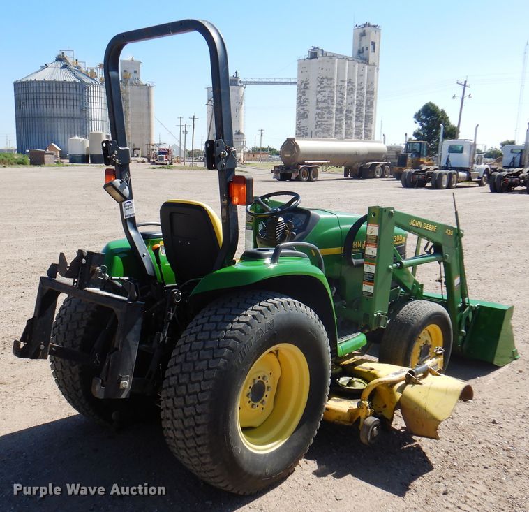 image for item DK8095 1999 John Deere 4300  tractor