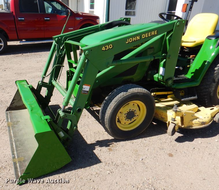 image for item DK8095 1999 John Deere 4300  tractor