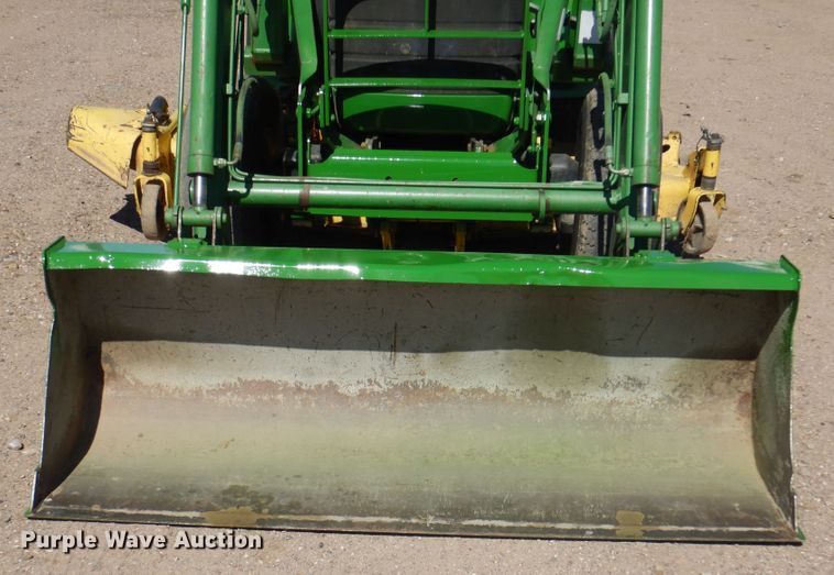 image for item DK8095 1999 John Deere 4300  tractor