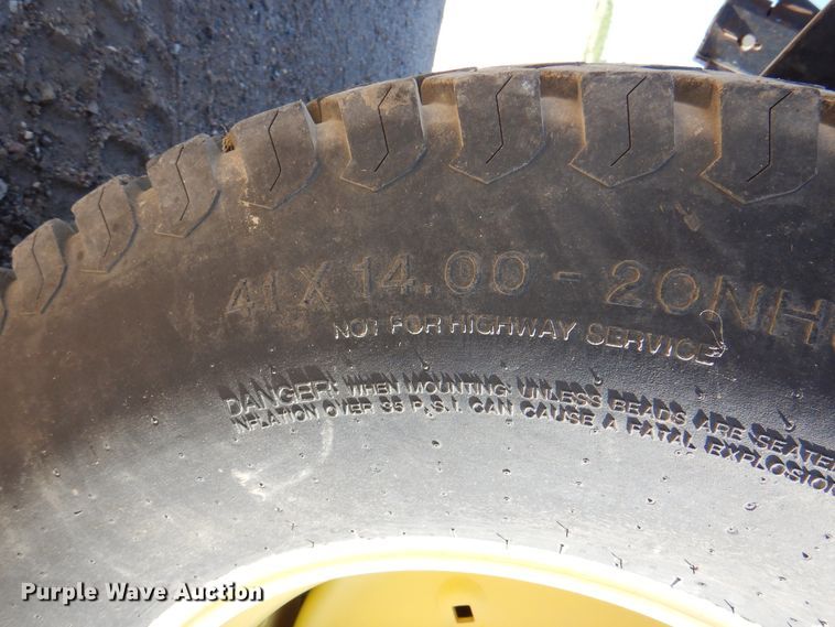 image for item DK8095 1999 John Deere 4300  tractor