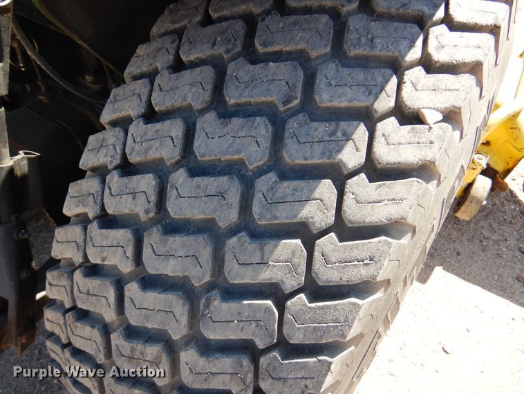 image for item DK8095 1999 John Deere 4300  tractor