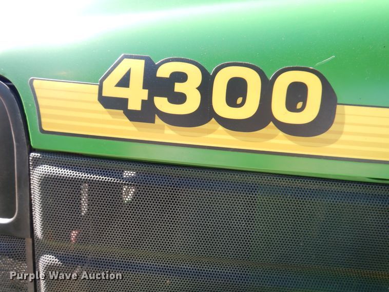 image for item DK8095 1999 John Deere 4300  tractor