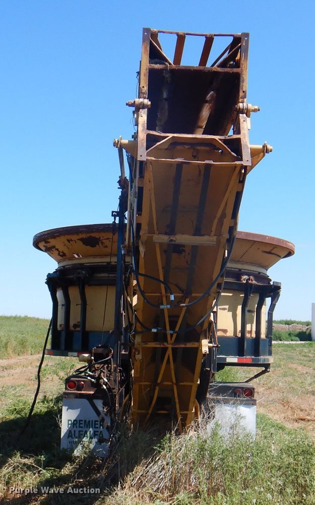 image for item DK8097 W-H-O Tub  bale processor