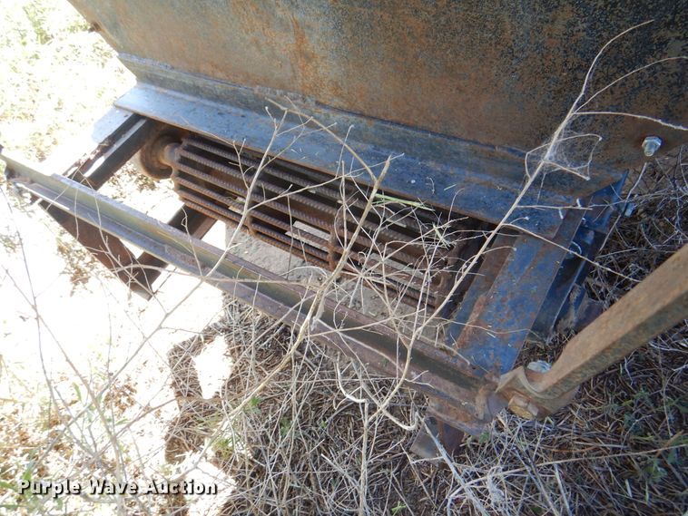 image for item DK8097 W-H-O Tub  bale processor