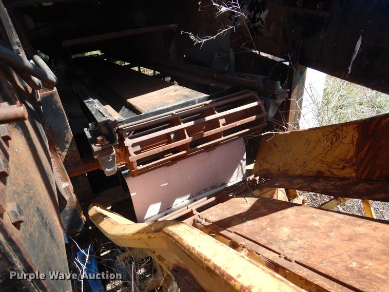 image for item DK8097 W-H-O Tub  bale processor