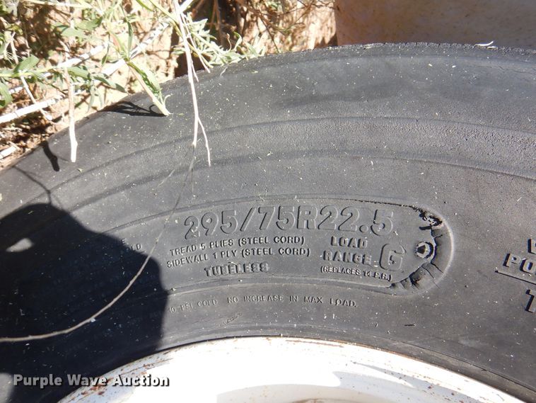 image for item DK8097 W-H-O Tub  bale processor