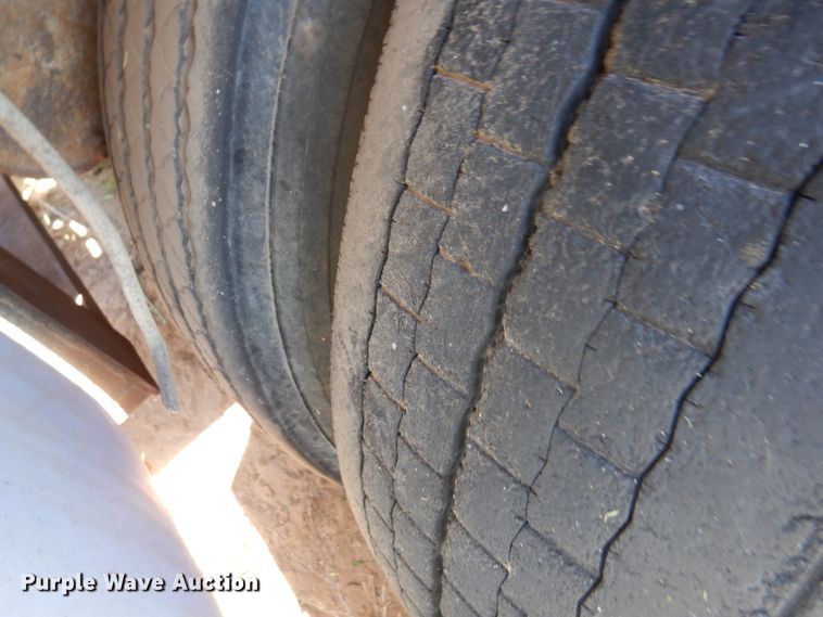 image for item DK8097 W-H-O Tub  bale processor