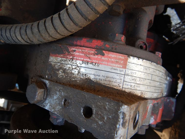 image for item DK8098 1984 International G2275  semi truck