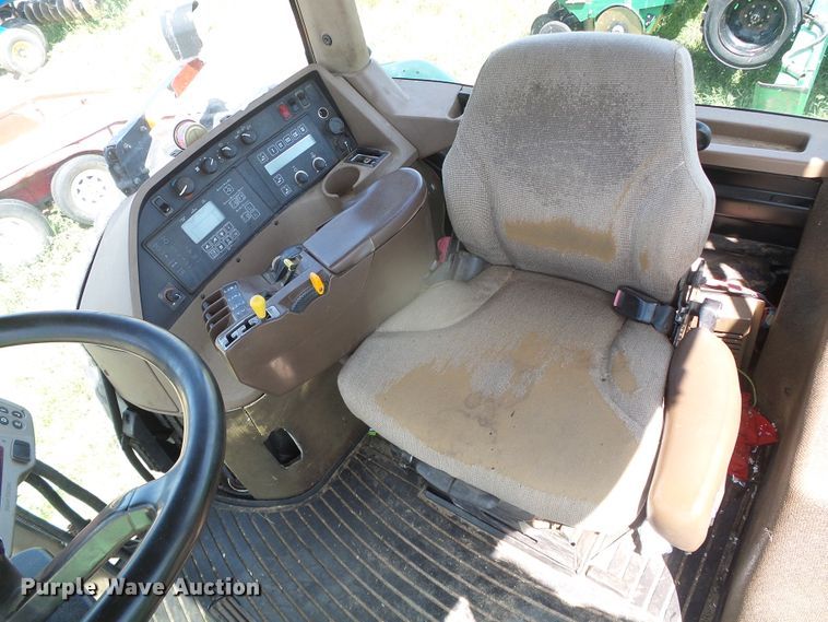 image for item GR9490 2000 John Deere 8410  MFWD tractor