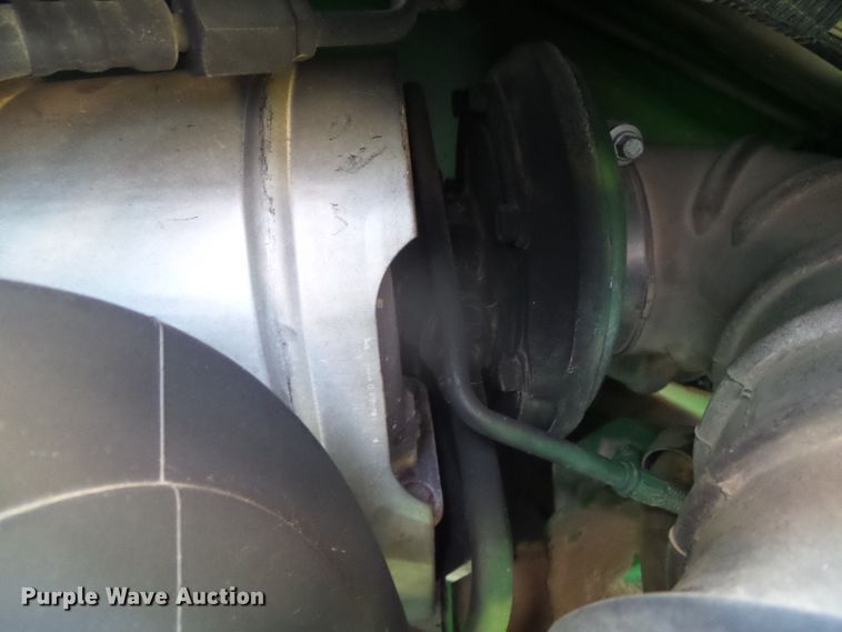 image for item GR9490 2000 John Deere 8410  MFWD tractor