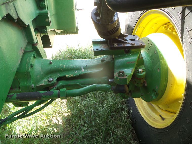 image for item GR9490 2000 John Deere 8410  MFWD tractor