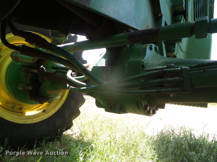 image for item GR9490 2000 John Deere 8410  MFWD tractor