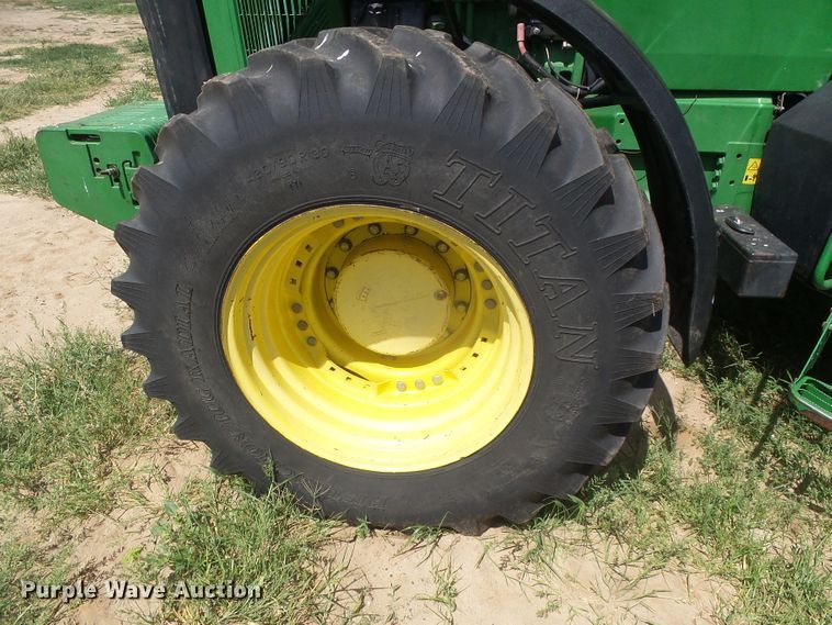 image for item GR9490 2000 John Deere 8410  MFWD tractor