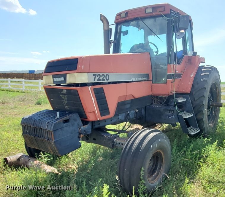 image for item JM9645 1996 Case IH 7220  tractor