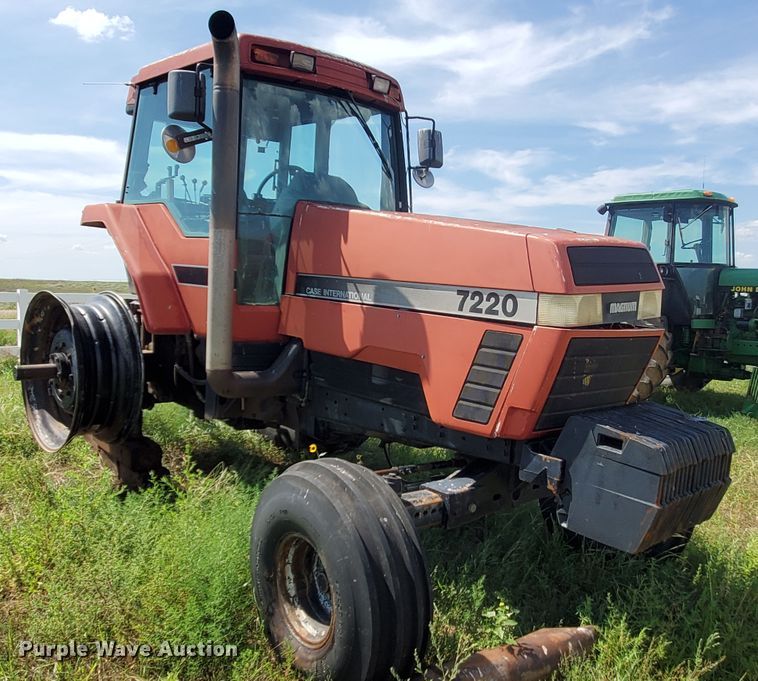 image for item JM9645 1996 Case IH 7220  tractor