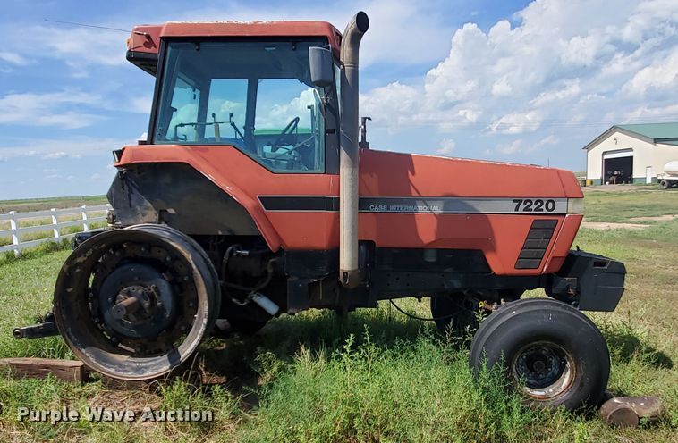 image for item JM9645 1996 Case IH 7220  tractor