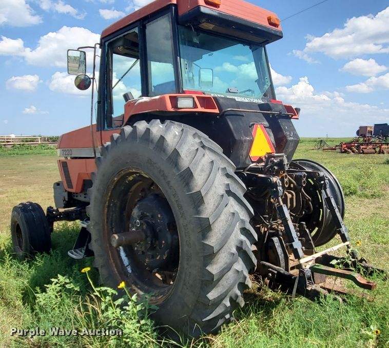 image for item JM9645 1996 Case IH 7220  tractor