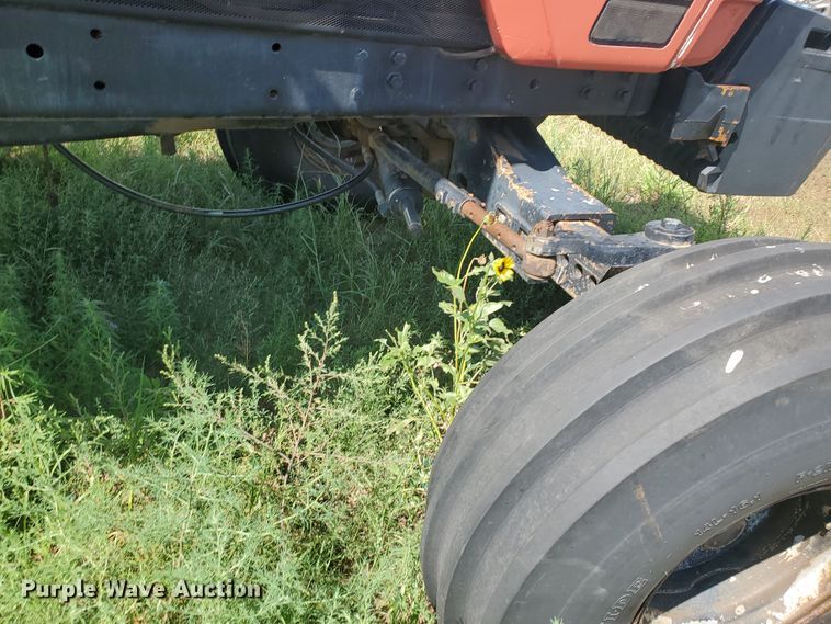 image for item JM9645 1996 Case IH 7220  tractor