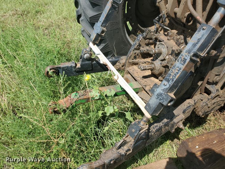 image for item JM9645 1996 Case IH 7220  tractor