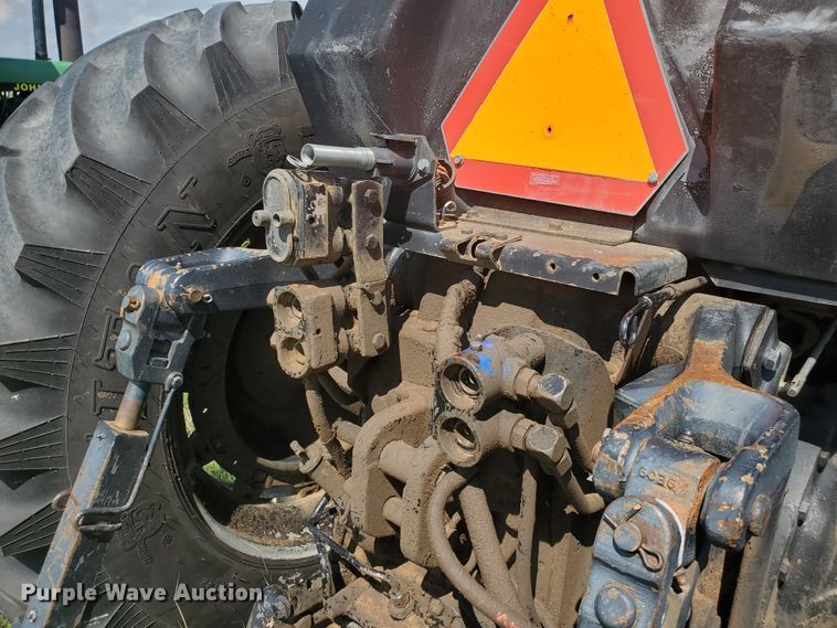 image for item JM9645 1996 Case IH 7220  tractor