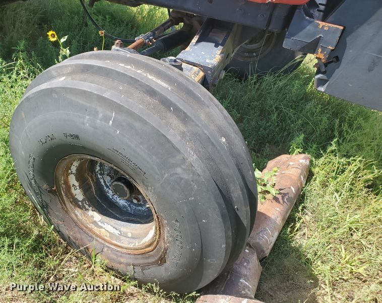 image for item JM9645 1996 Case IH 7220  tractor