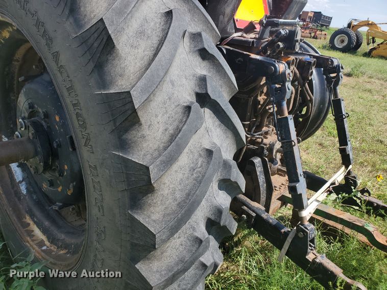 image for item JM9645 1996 Case IH 7220  tractor