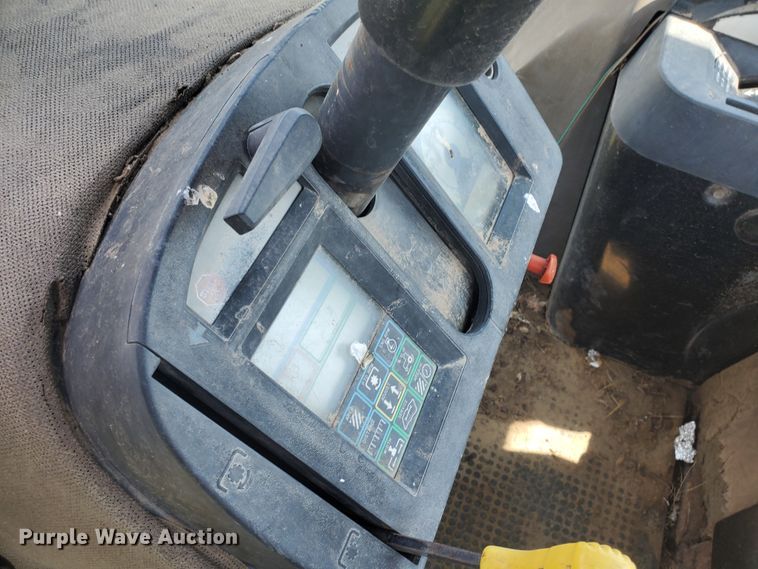 image for item JM9646 1990 John Deere 4955  MFWD tractor