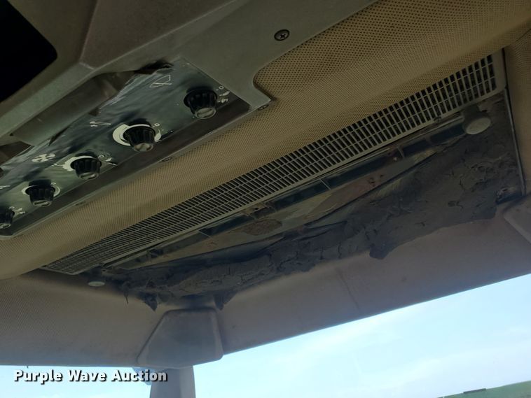 image for item JM9646 1990 John Deere 4955  MFWD tractor