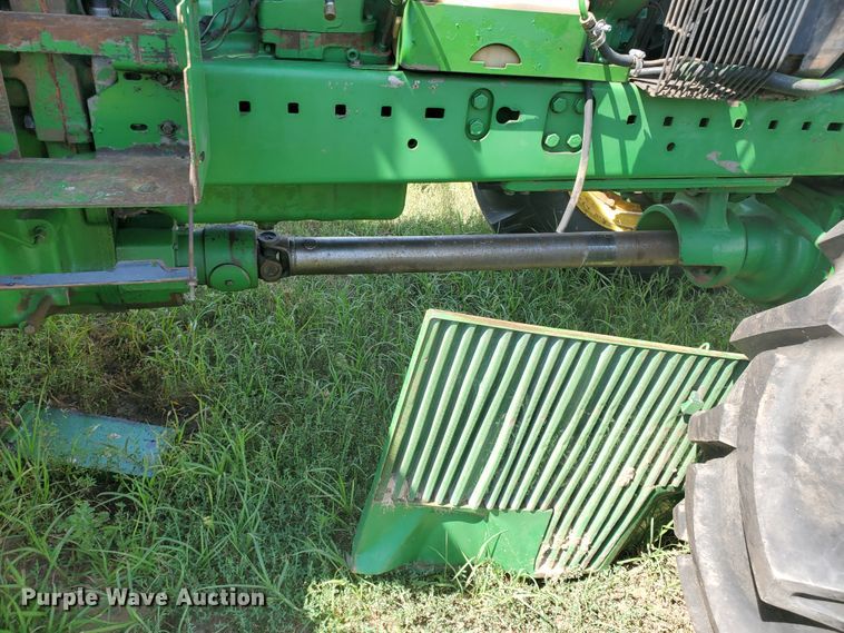 image for item JM9646 1990 John Deere 4955  MFWD tractor