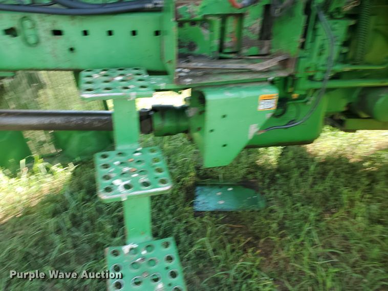 image for item JM9646 1990 John Deere 4955  MFWD tractor