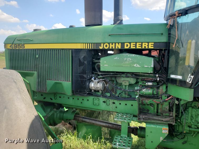 image for item JM9646 1990 John Deere 4955  MFWD tractor