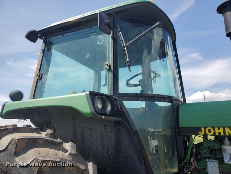 image for item JM9646 1990 John Deere 4955  MFWD tractor