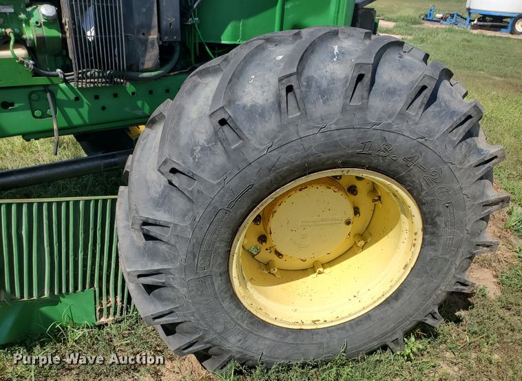 image for item JM9646 1990 John Deere 4955  MFWD tractor
