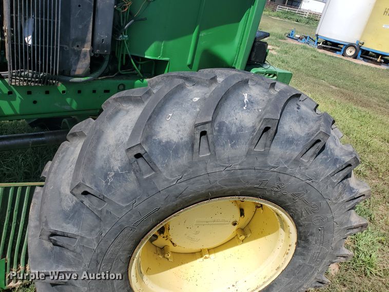 image for item JM9646 1990 John Deere 4955  MFWD tractor