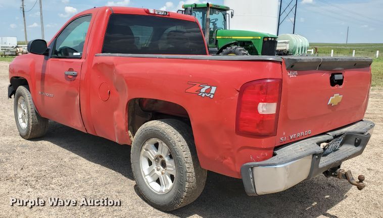 image for item JM9648 2013 Chevrolet Silverado 1500  pickup truck