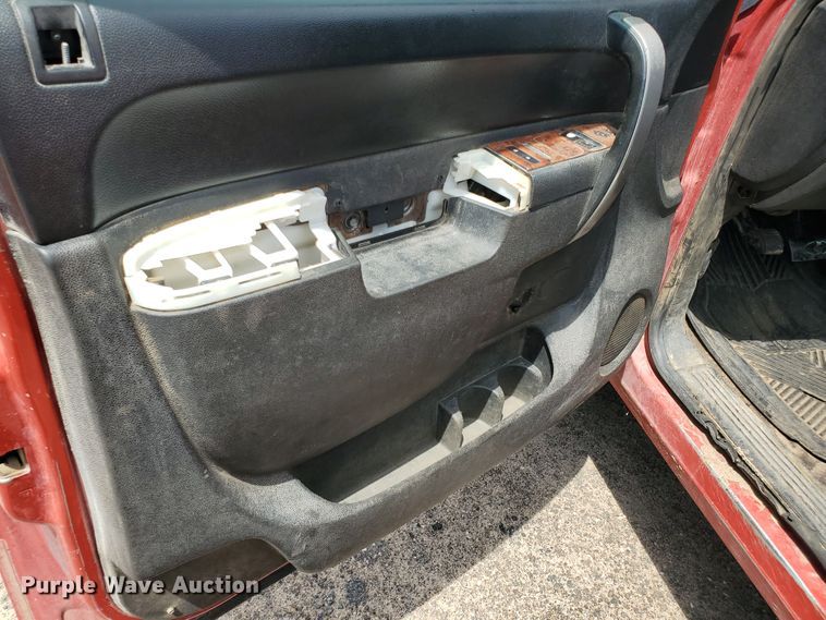 image for item JM9648 2013 Chevrolet Silverado 1500  pickup truck