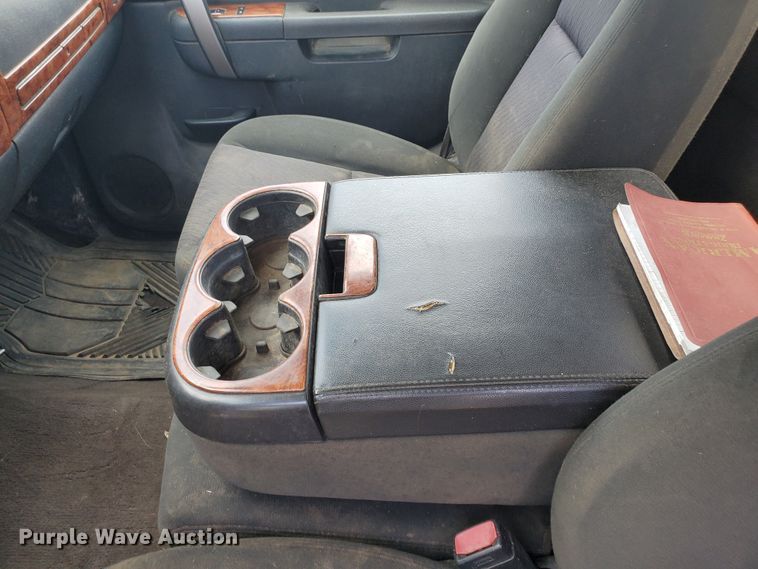 image for item JM9648 2013 Chevrolet Silverado 1500  pickup truck