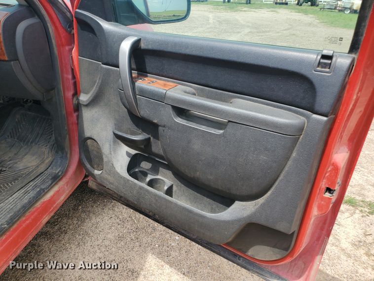 image for item JM9648 2013 Chevrolet Silverado 1500  pickup truck