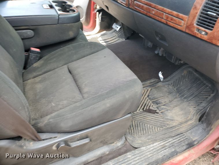 image for item JM9648 2013 Chevrolet Silverado 1500  pickup truck